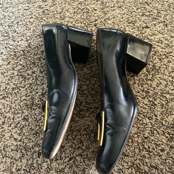 Ann klein classy heels with golden buckle. Made in Italy - Picture 5 of 8